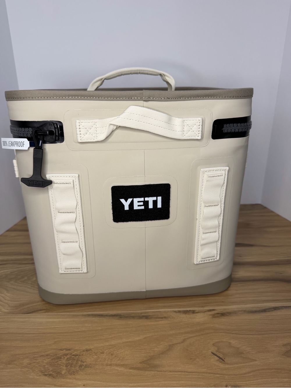 Yeti Hopper Flip 12 Cape Taupe NWT - Picture 4 of 6